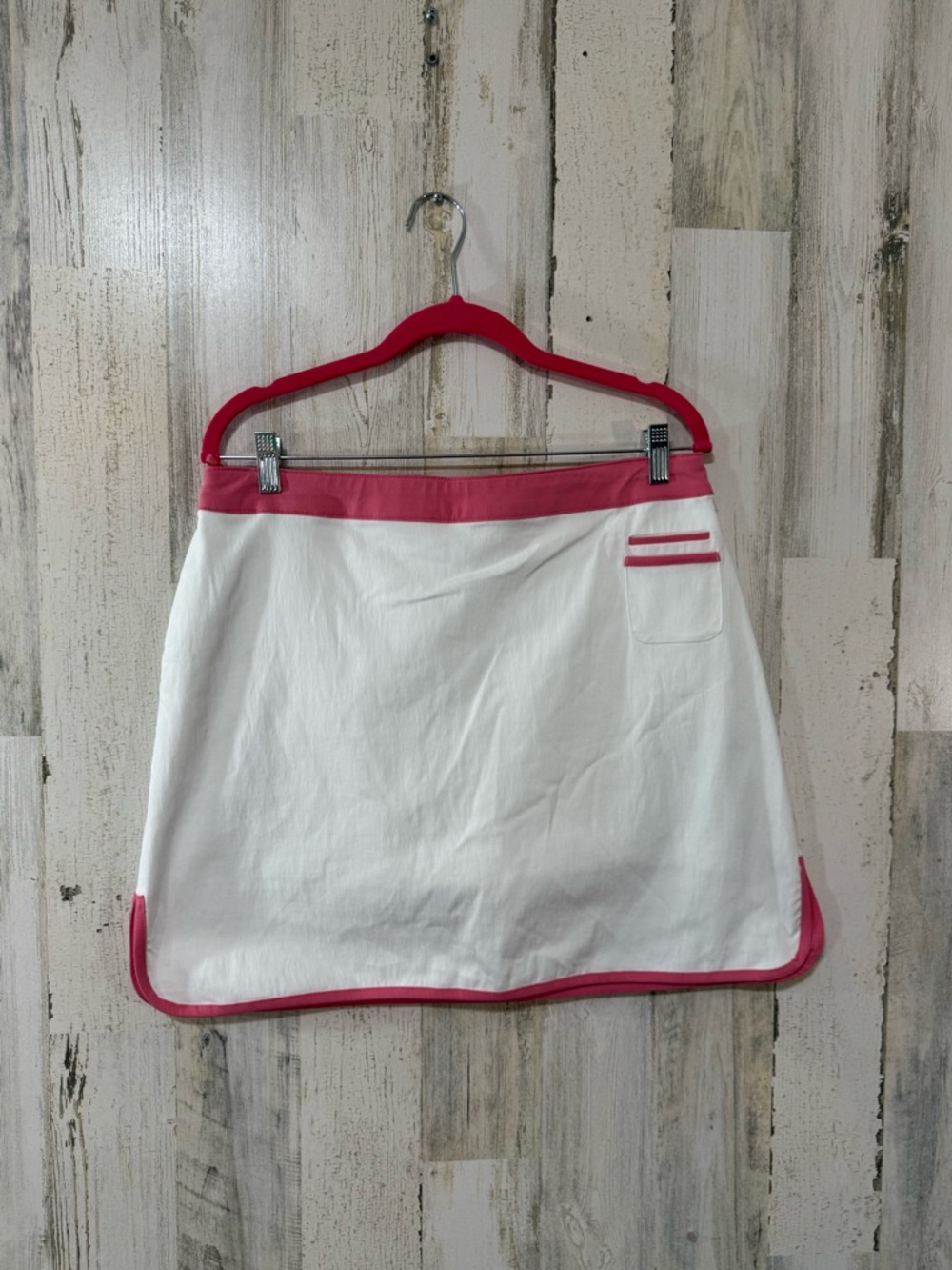 Izod Golf White Skort with Pink Waistband Tennis Pickleball Skirt NEW!